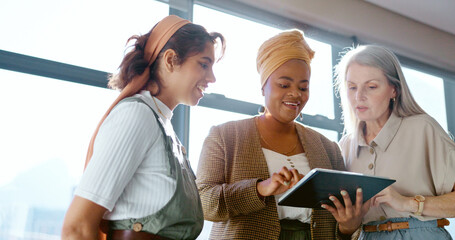 Corporate women, tablet and planning for strategy, target or marketing strategy in office for goal. Black woman coach, leader and digital tech for vision, kpi discussion or idea in digital marketing