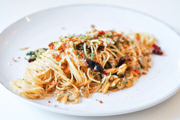 pasta or spicy pasta or spicy spaghetti  ,Spaghettini with Garlic and Dried Chili or dried chili spaghetti