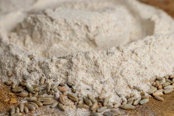 Wheat flour with bran for cooking bread