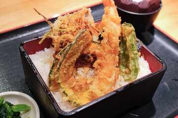 天丼で元気もりもり