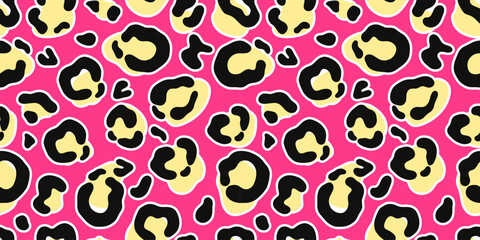 Bright leopard pattern, animal print, vector seamless pattern in the style of doodles, hand draw