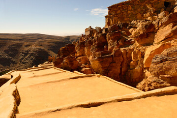 Marocco, sito storico civiltà berbera. Granaio fortezza e Kasbah di Amtoudi. Regione Souss Massa