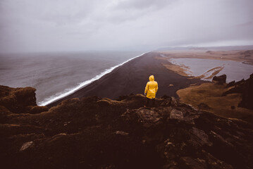 Explorer on the icelandic tour, traveling across iceland discovering natural destinations - obrazy, fototapety, plakaty