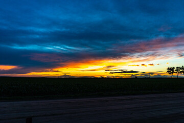 Fototapeta premium sunset over the horizon