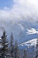 Kościelec, Przełęcz Karb, Tatry, zima, śnieg, tpn, szlaki, wspinaczka, góra, krajobraz, 