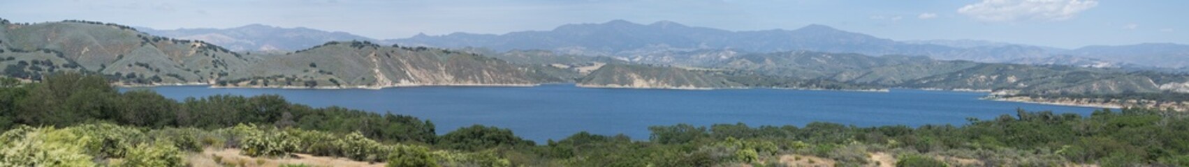 Fototapeta na wymiar Cachuma Lake California panorama