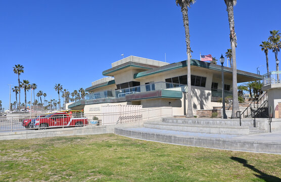 HUNTINGTON BEACH, CALIFORNIA - 7 FEB 2023: Vincent G. Moorhouse Lifeguard Headquarters at the Pier, in Huntington Beach.