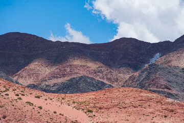 Camino Hacia Antofagasta de la Sierra, con las montañas de colores, Catamarca, Argentina