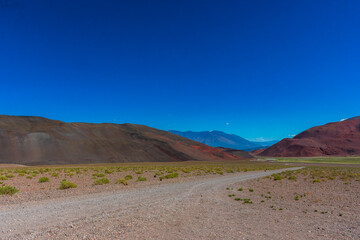 Camino Hacia Antofagasta de la Sierra, con las montañas de colores, Catamarca, Argentina