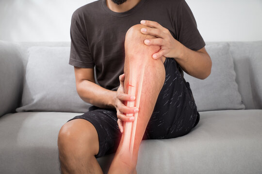 A man with a shinbone Fracture in an accident.