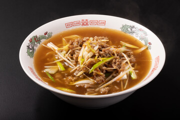 ひきにくネギラーメン