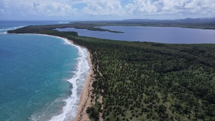 Obraz premium Big caribbean beach Esmeralda Miches Dominican Republic birds view