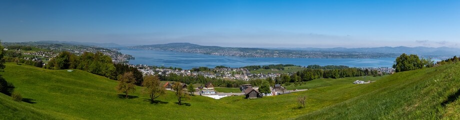 Aussicht über den Zürichsee vom Panorama Resort und Spa in Feusisberg