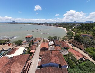 Imagem aérea da praia de meaípe próximo ao trevo da Rodovia do Sol, na ES-060, onde a erosão...