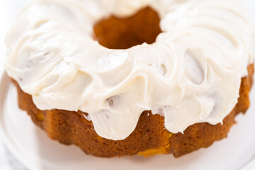 Pumpkin bunt cake