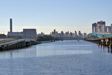 品川埠頭橋からの京浜運河の風景