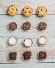 chocolate chip cookies