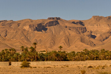 Marocco, paesaggio predesertico del Medio Atlante. Regione di Sousse Massa