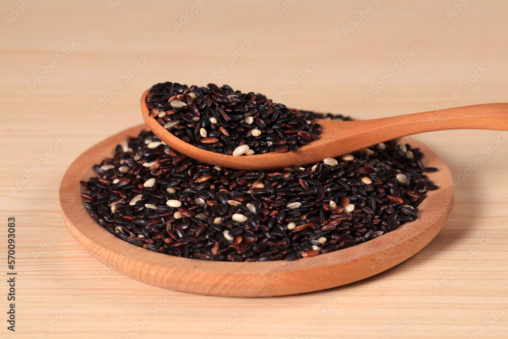 Poster black rice，close-up of black rice