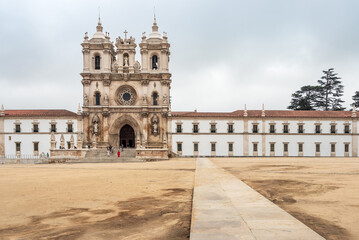 Fototapeta na wymiar Main facade of the monastery of Alcobaça in Portugal.