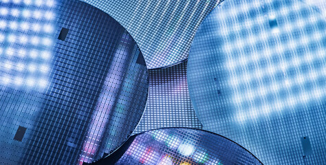 Silicon Wafer with microchips used in electronics for the fabrication of integrated circuits. - obrazy, fototapety, plakaty