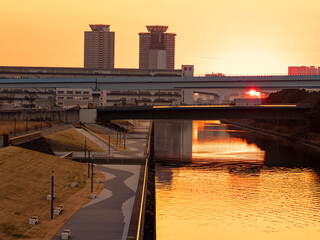 東雲運河,レインボーブリッジの夕焼け