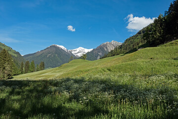 Malerische Landschaft in den Alpen der Wanderregion Passeiertal in Südtirol , Italien