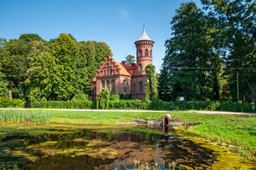 Neo-gothic castle in Nowy Duninow, Masovian Voivodeship, Poland - obrazy, fototapety, plakaty
