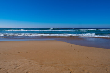 Fototapeta na wymiar Peaceful and beautiful coast of Portugal. Deserted beaches.
