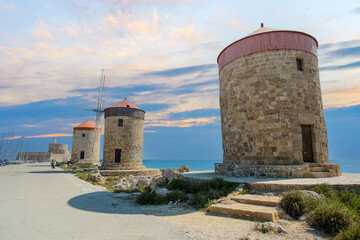 Fototapeta na wymiar Windmill in the town Rhodes , Greece