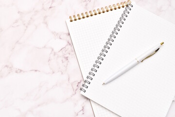 ペンとノート
