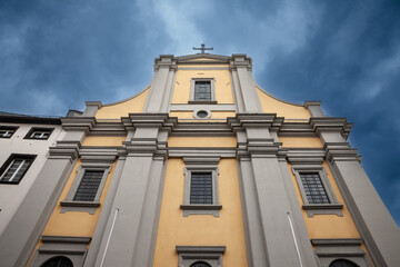 Obraz premium Main facade of the church of Saint Andreas, also called Sankt Andreas Kirche, in the city center of Dusseldorf, Germany. St Andreas is a roman catholic church belonging to the Dominicans.