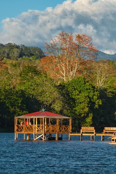 Lago de Rio Sereno provincia de Chiriqu&iacute; en la Rep&uacute;blica de Panam&aacute; 
