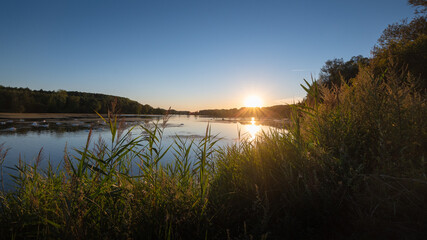 Coucher de soleil sur le lac de l'ailette