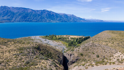 Fototapeta na wymiar Quebrada El Diablo and Lago General Carrera - Traveling on the Carretera Austral, Chile 