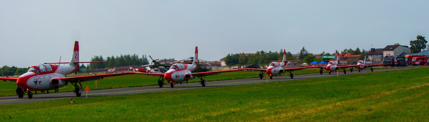 Samolot - pokaz Air Show © Art-Park