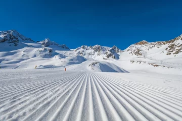 Fototapete Rund Ski resort of  Stubai glacier Austria © kamilpetran