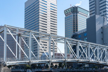 Naklejka premium 東京品川 運河と橋の風景