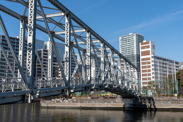 東京品川　運河と橋の風景