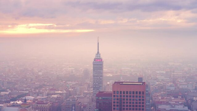 Time lapse of Latino Tower also known as "Torre Latinoamericana", one of the most iconic buildings, next to Alameda Central and The Palacio de Bellas Artes