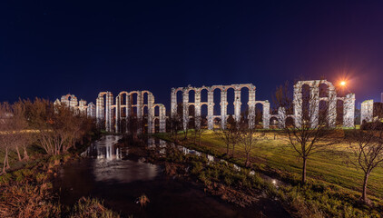 Night view of the Roman Aqueduct called The Miracles, in Merida