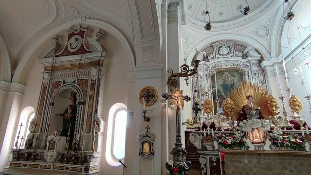 Raito - Panoramica dal transetto della Chiesa di Santa Maria delle Grazie