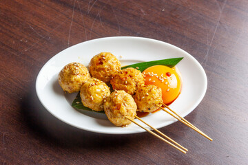 つくねの照り焼き卵黄付き