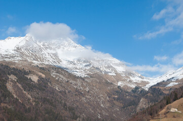 Fototapeta na wymiar Mount Arera Landscape in The Italian Alps during Winter