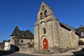Fototapeta na wymiar Eglise d'Estivaux (Corrèze)