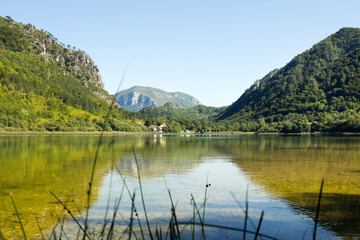 Fototapeta na wymiar View of the Boračko Lake