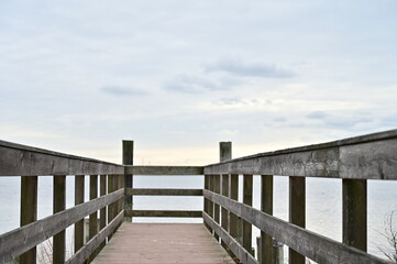 Obraz premium Wooden bridge 