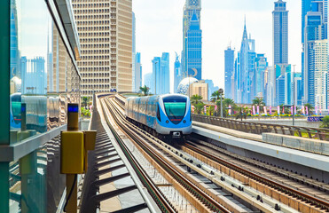Dubai Metro as world's longest fully automated metro network (75 km)