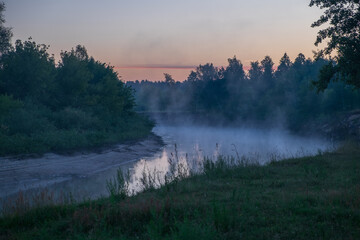 Fototapeta na wymiar morning mist over lake