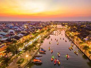 Hoi An ancient town at sunset which is a very famous destination - obrazy, fototapety, plakaty